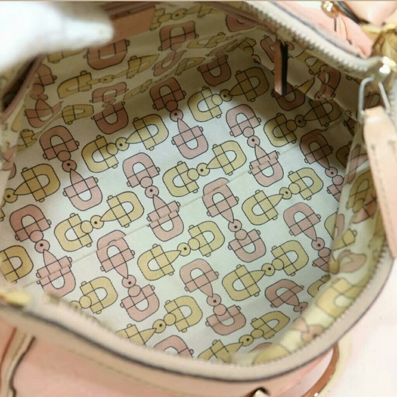 Gucci Pink Guccissima Leather D Ring Hand Bag - Picture 5 of 7